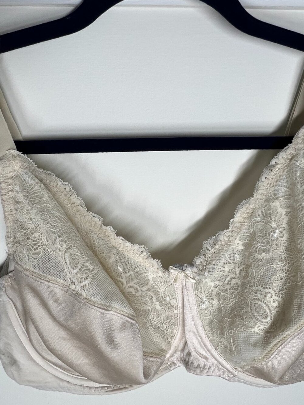 Playtex Bra 40DD Underwire Beige 4422
